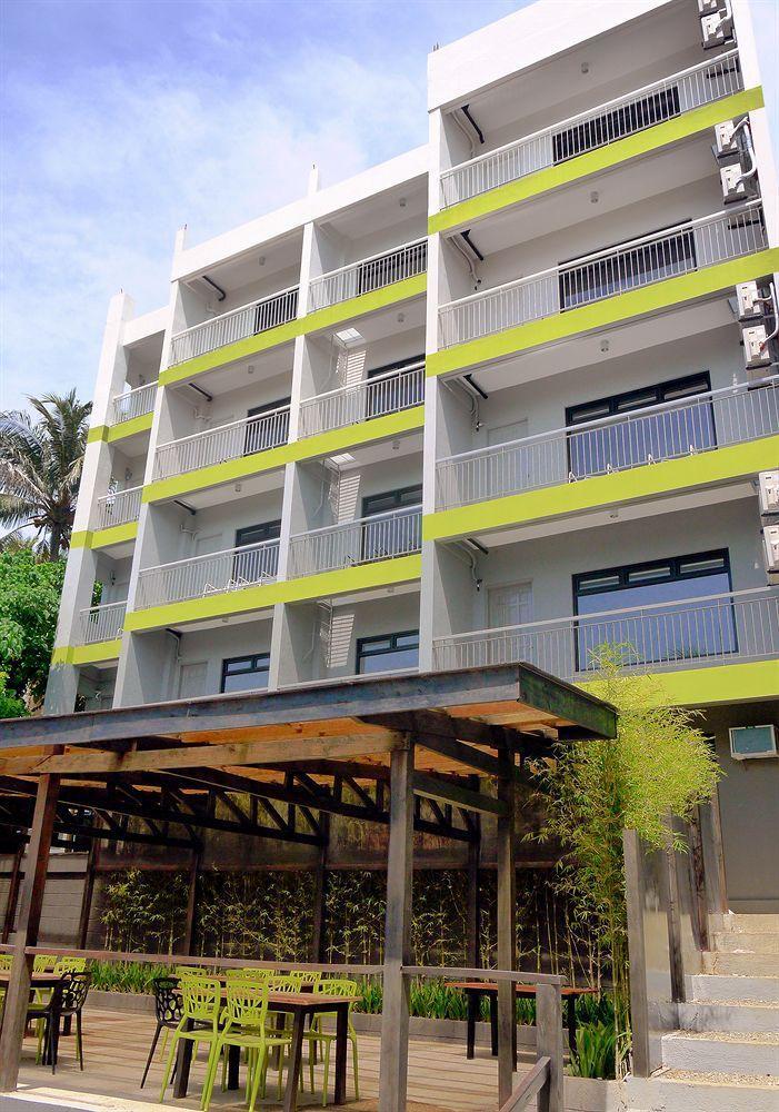 Balabag  Luxeview Hotel מראה חיצוני תמונה