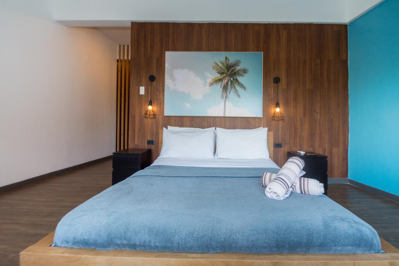 Balabag  Luxeview Hotel מראה חיצוני תמונה