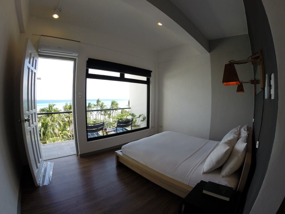 Balabag  Luxeview Hotel מראה חיצוני תמונה