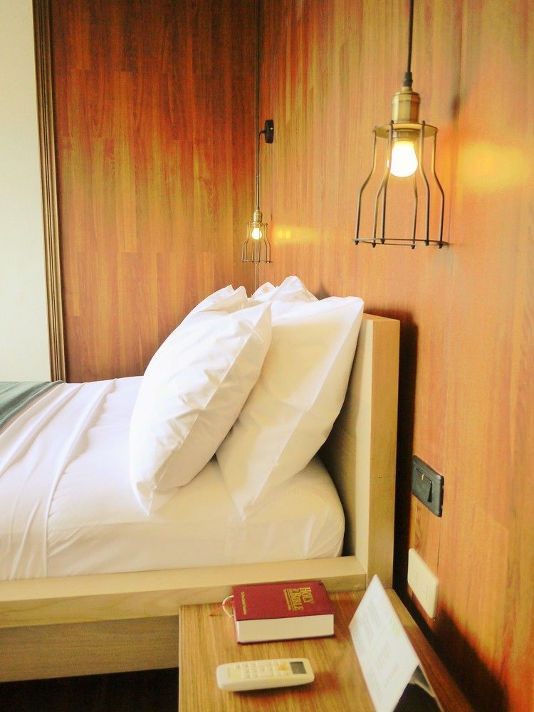 Balabag  Luxeview Hotel מראה חיצוני תמונה