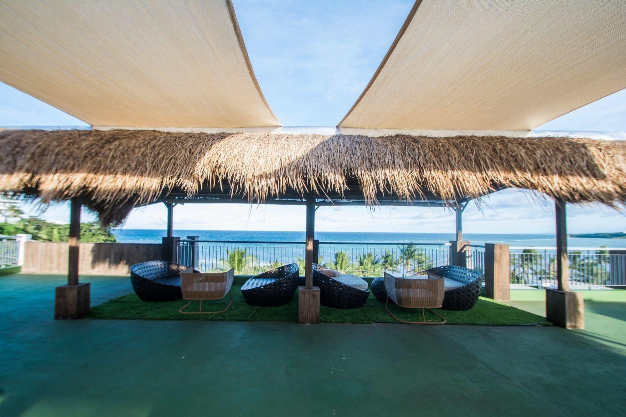 Balabag  Luxeview Hotel מראה חיצוני תמונה