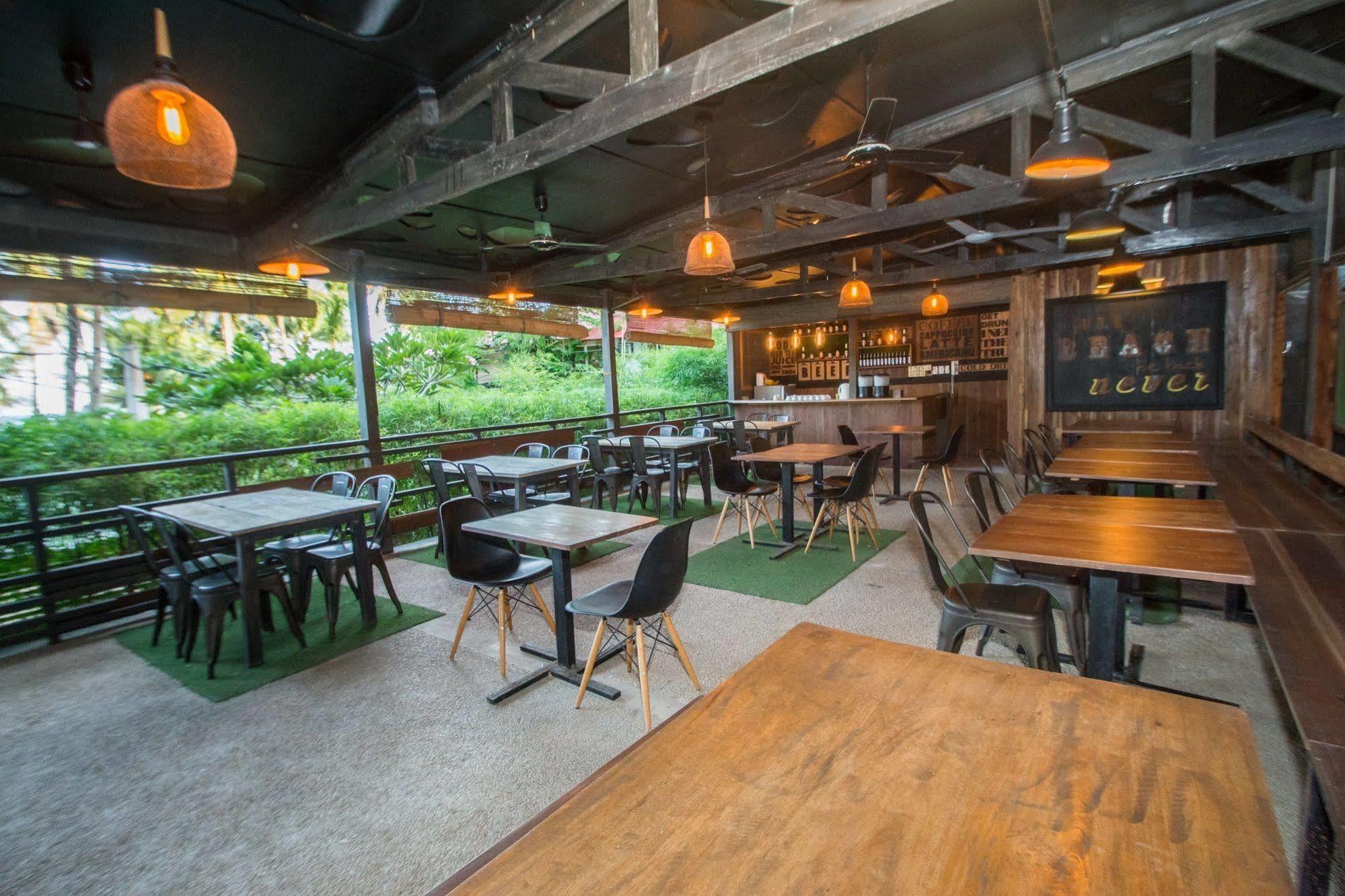 Balabag  Luxeview Hotel מראה חיצוני תמונה